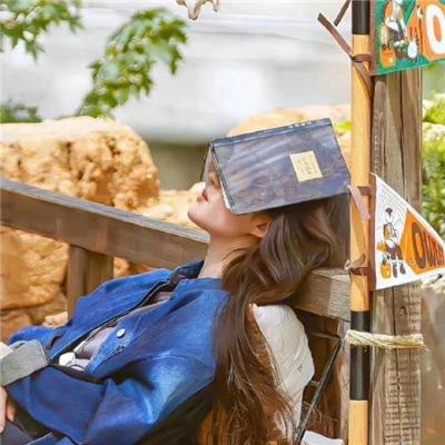 在窗边 在线观看
